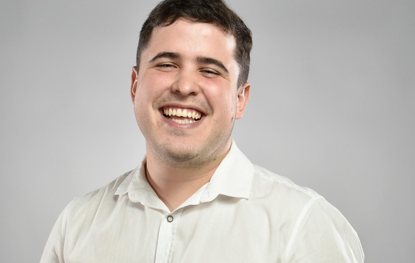 Palestra: “Lidere a Si Mesmo Antes de Mudar o Mundo” com George Bastos – Presidente do IFL Recife e Sócio da Atlas Hub Nesta palestra inspiradora, George Bastos convida os jovens do Araripe a repensarem o verdadeiro significado da liderança — não como autoridade, mas como autonomia, propósito e responsabilidade. Com base em sua trajetória no movimento de liberdade e inovação, George mostra como a liderança começa dentro de cada um, quando transformamos ideias em ação, princípios em atitudes e sonhos em projetos reais. Uma conversa direta, prática e provocadora sobre liderança jovem, protagonismo e o poder da liberdade para gerar impacto positivo na comunidade e na própria vida.